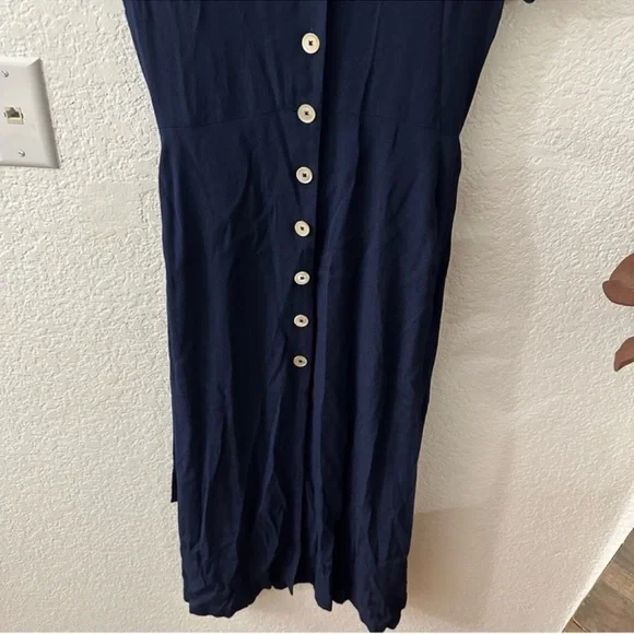 Aritzia Wilfred Button Down Dress

Size xs - Picture 7 of 13